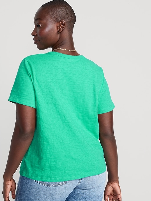 L'image numéro 6 présente T-shirt passe-partout ras du cou pour Femme