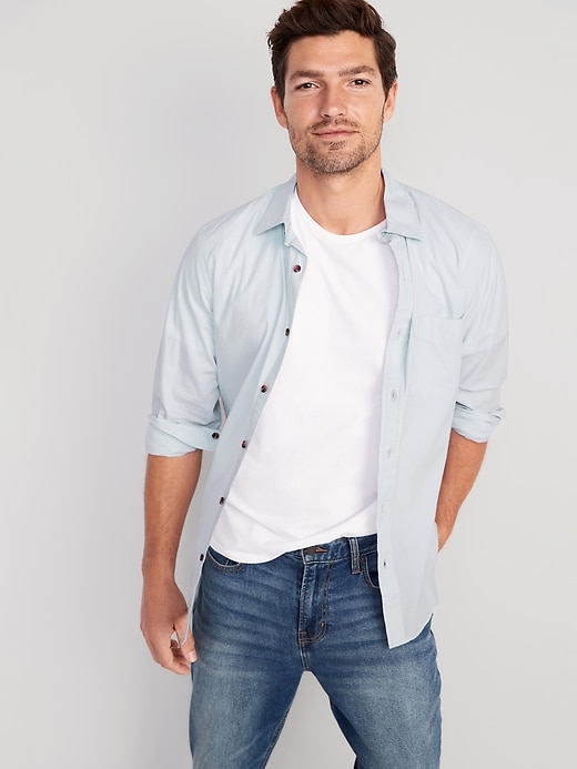 L'image numéro 1 présente Chemise passe-partout à Extensibilité intégrée, coupe étroite pour Homme