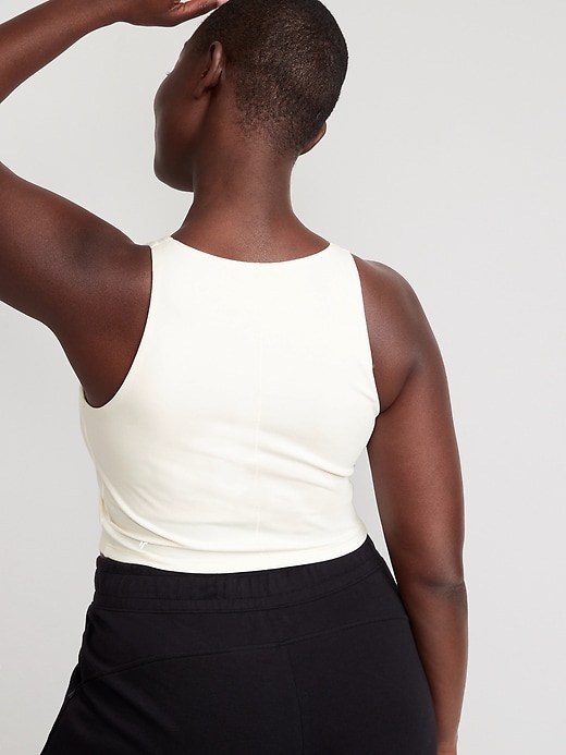 Old Navy Light Support Powersoft Longline Sports Bra, As a Fitness Editor,  I'm Thoroughly Impressed By Old Navy's Activewear Selection