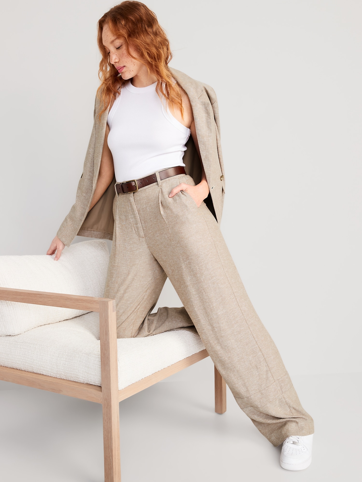 Super High Waisted Pleated Wide Leg Pant