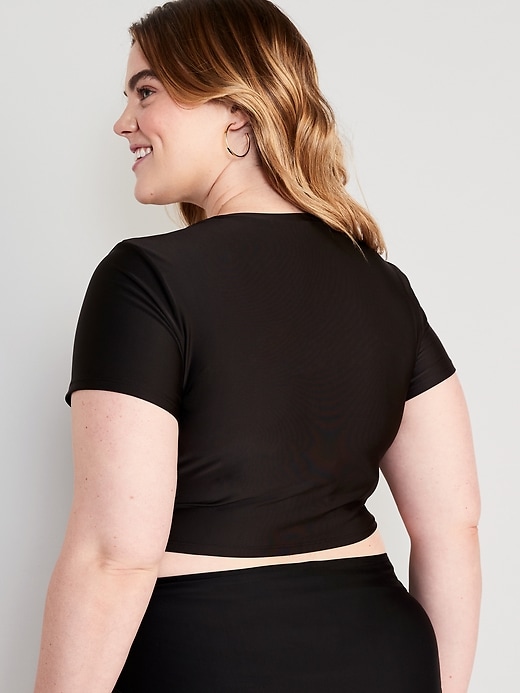 L'image numéro 8 présente Haut de maillot anti-UV court pour Femme