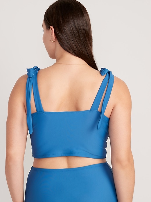 L'image numéro 6 présente Haut de tankini à armature noué aux épaules pour Femme