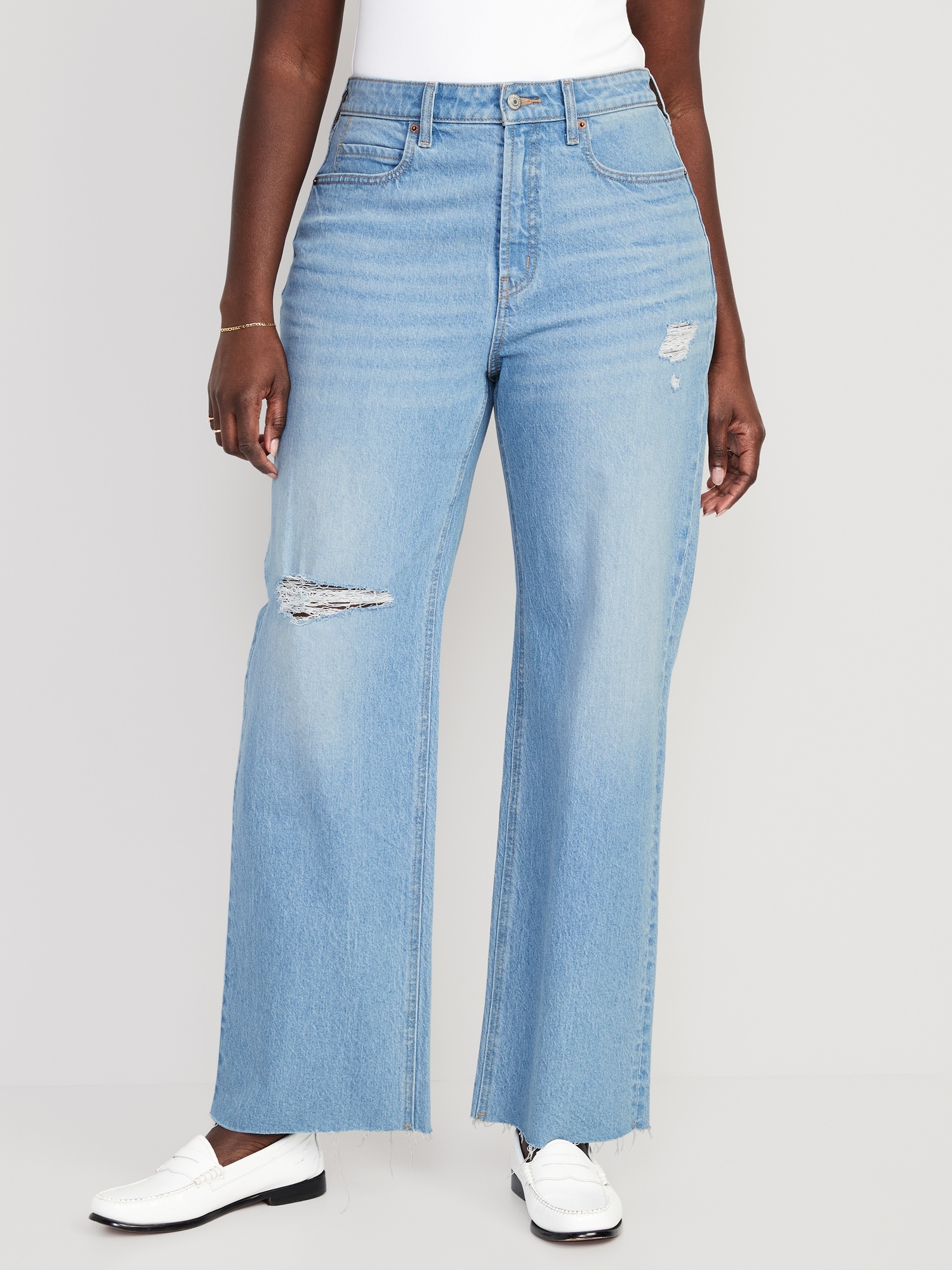 Curvy Extra High-Waisted Cut-Off Wide-Leg Jeans