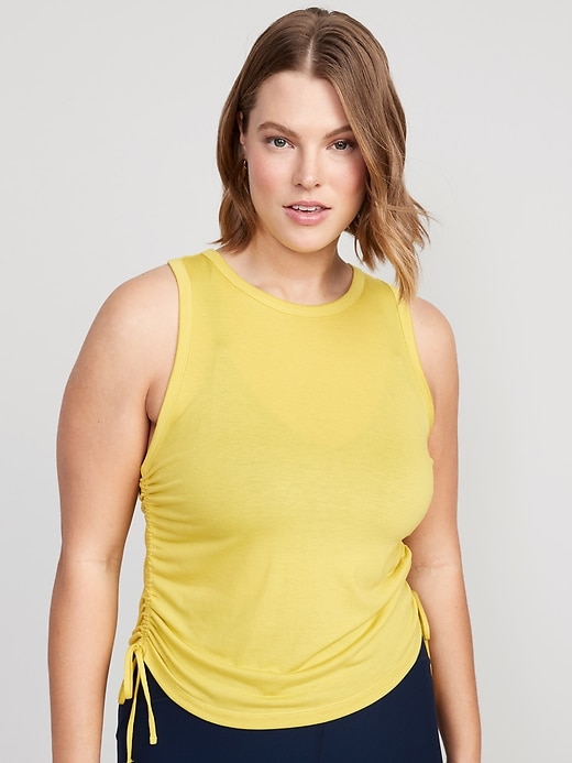 L'image numéro 5 présente Camisole Ultralite All-Day froncée nouée pour Femme