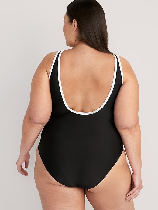 L'image numéro 8 présente Maillot de bain une-pièce à demi-glissière pour Femme