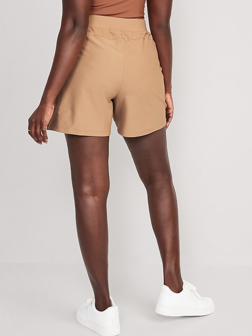 Motivate 5 High-Waist Shorts