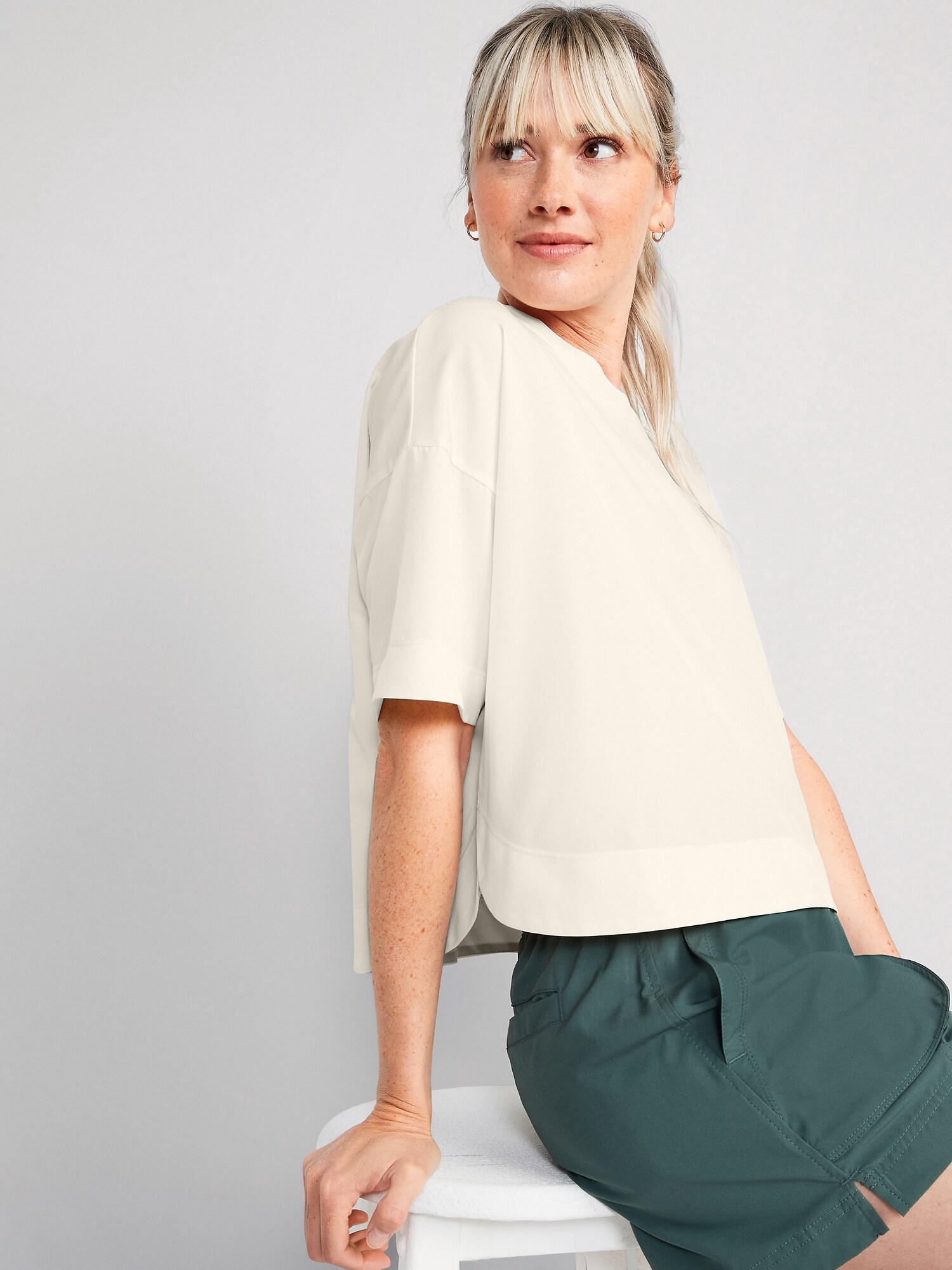 StretchTech Cropped T-Shirt