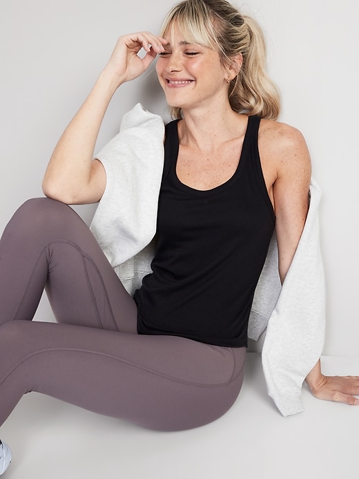 L'image numéro 3 présente Camisole UltraLite à dos nageur en tricot côtelé pour Femme