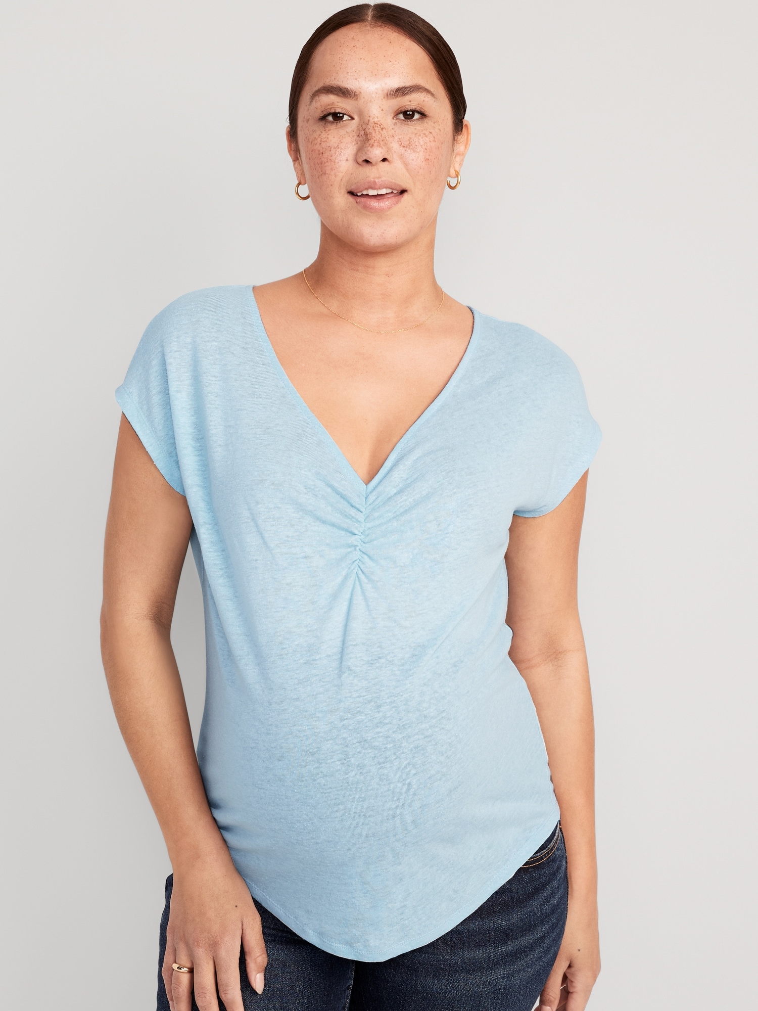 Old Navy Maternity Linen-Blend V-Neck Shirred T-Shirt blue. 1