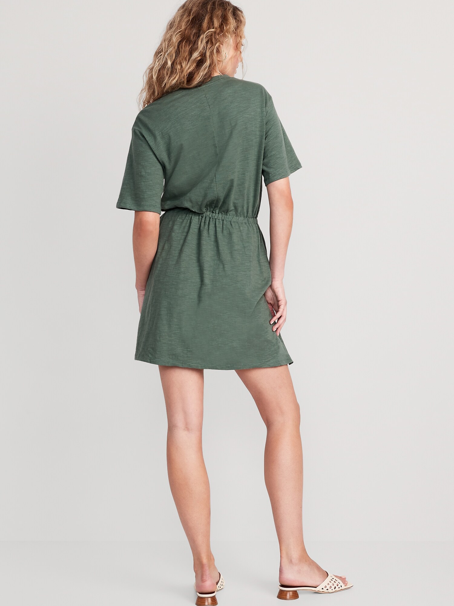 Robe en tricot côtelé avec col - Crème - Ladies | H&M CA Robe en tricot côtelé avec col - Crème - Ladies | H&M CA