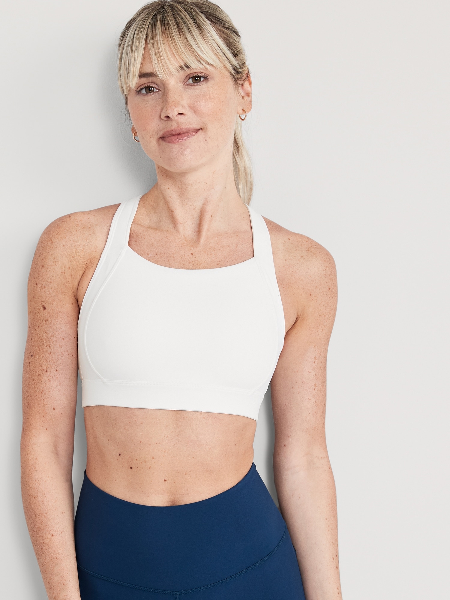 Old Navy High Support PowerSoft Sports Bra white. 1