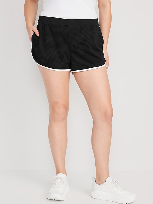 Image number 5 showing, Mid-Rise Dolphin-Hem Performance Shorts -- 3-inch inseam