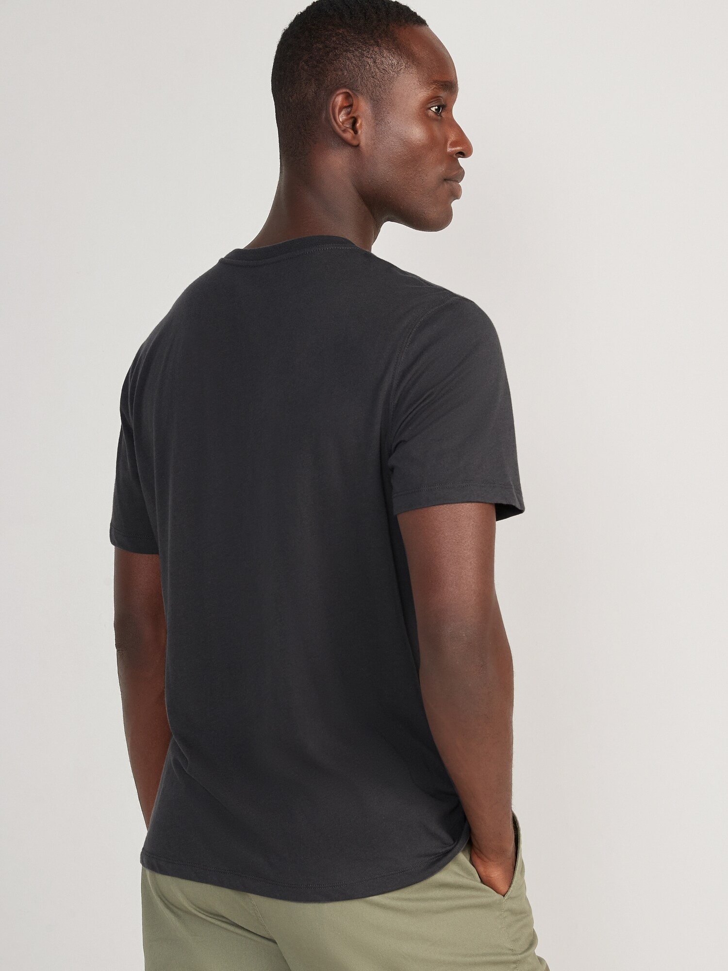 Soft-Washed Crew-Neck Graphic-Pocket T-Shirt for Men | Old Navy