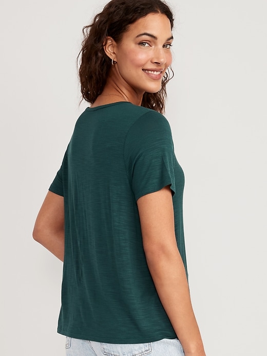 Classic V-Neck T-Shirt – Luxuria & Co.