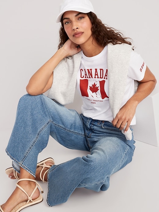 Image number 3 showing, Canada Flag-Graphic T-Shirt for Women