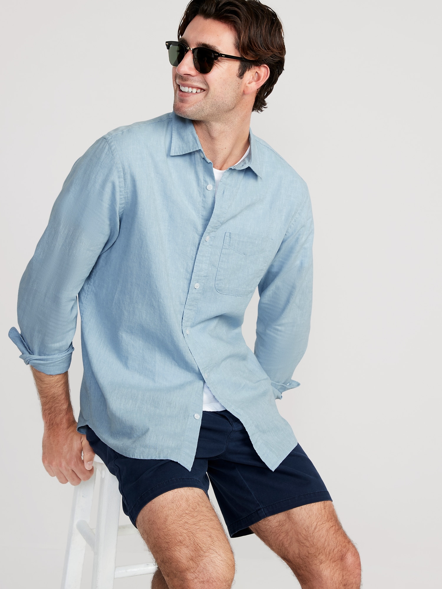 Relaxed Fit Linen-blend shorts - Light sage green - Men