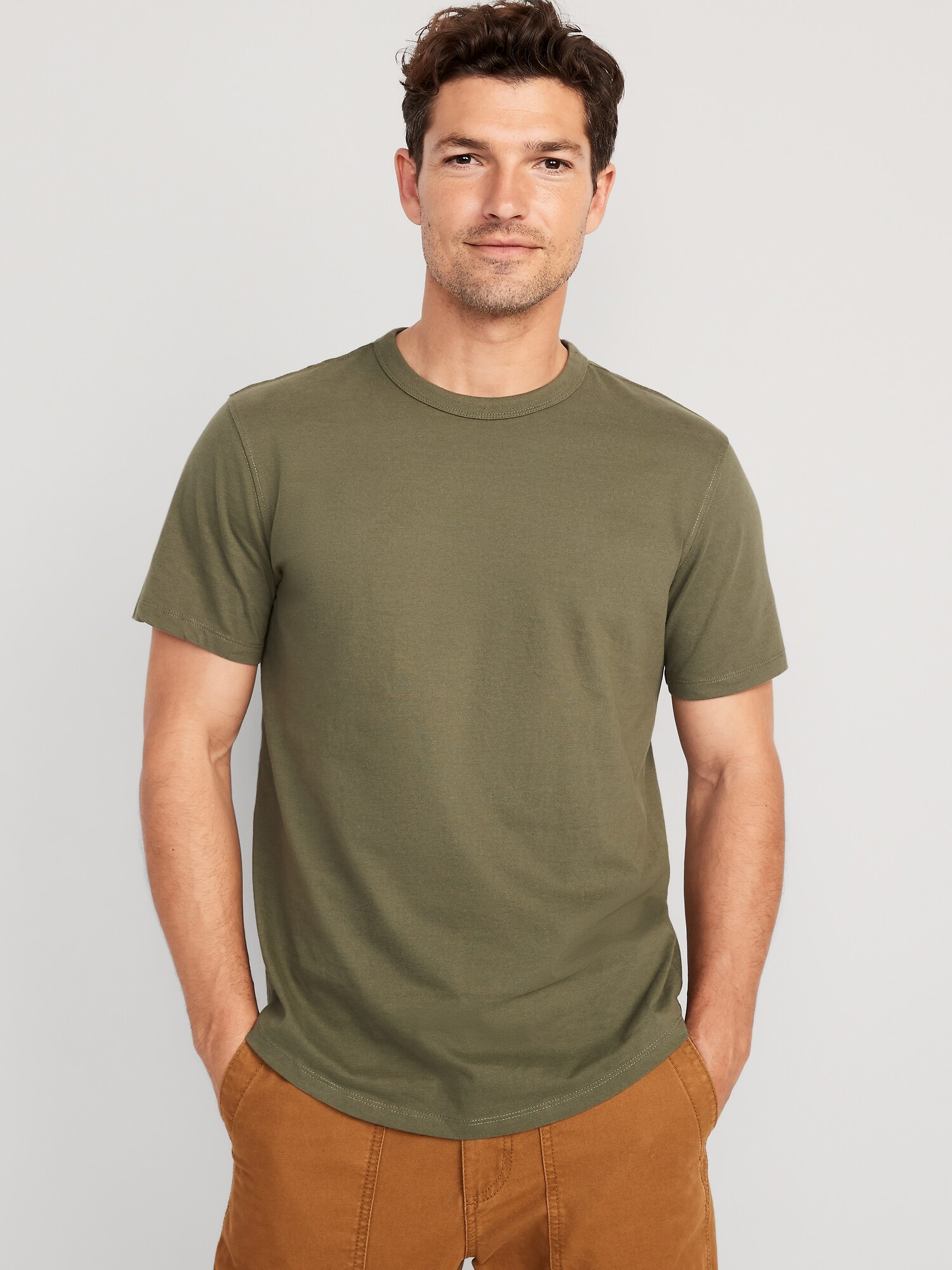 Old Navy Soft-Washed Curved-Hem T-Shirt for Men green. 1