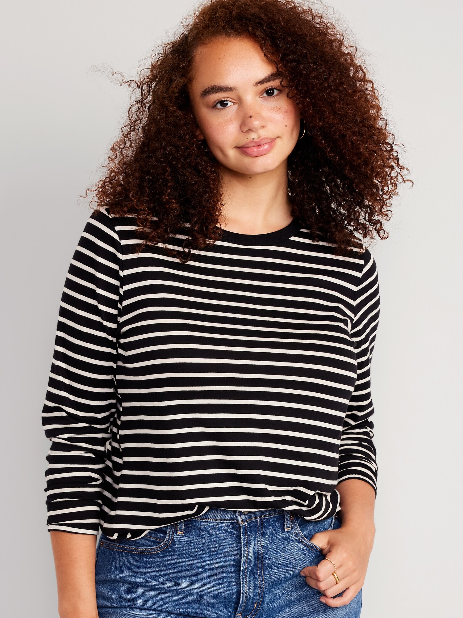 everywear-long-sleeve-t-shirt-old-navy