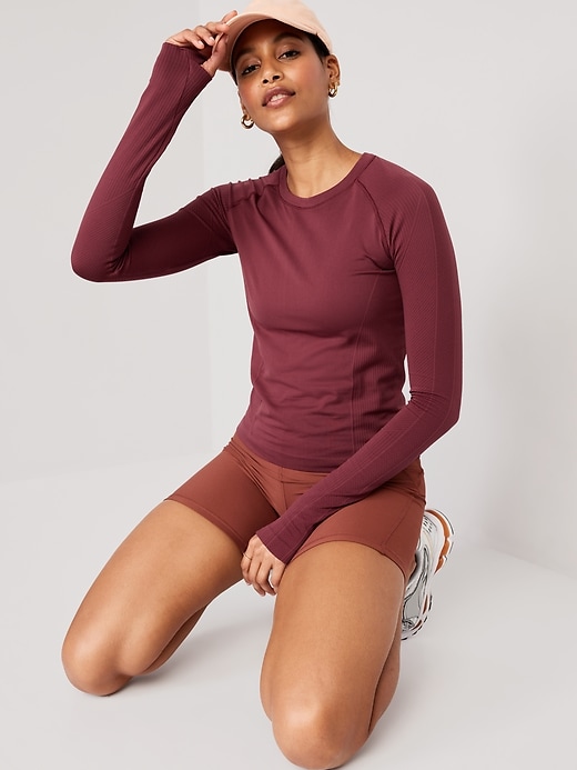 Seamless Long-Sleeve T-Shirt