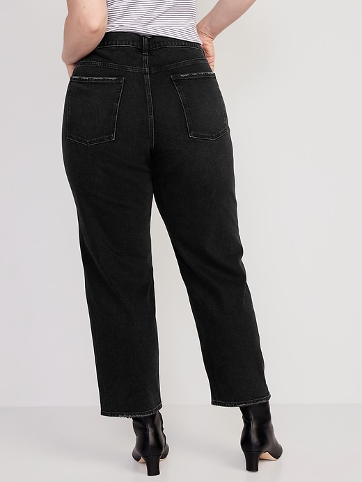 L'image numéro 8 présente Jean coupe Boyfriend ample à taille mi-basse pour Femme