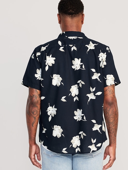 Image number 2 showing, Everyday Short-Sleeve Shirt for Men
