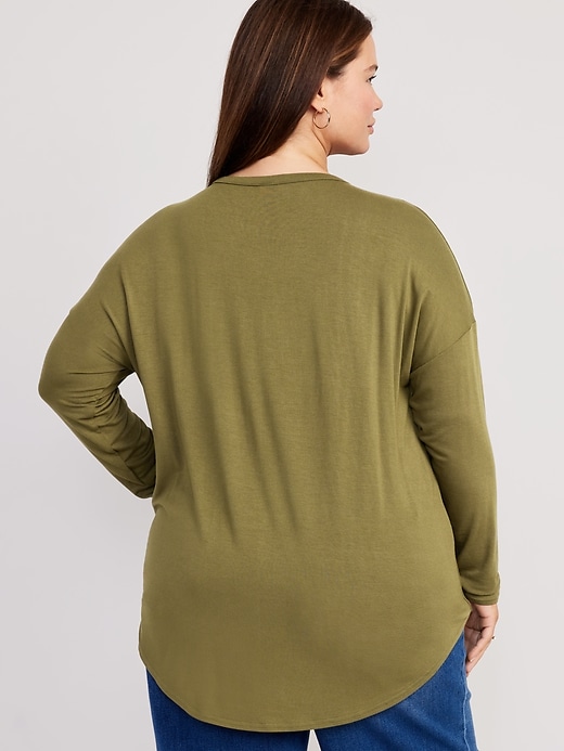 Image number 8 showing, Luxe Long-Sleeve Tunic T-Shirt