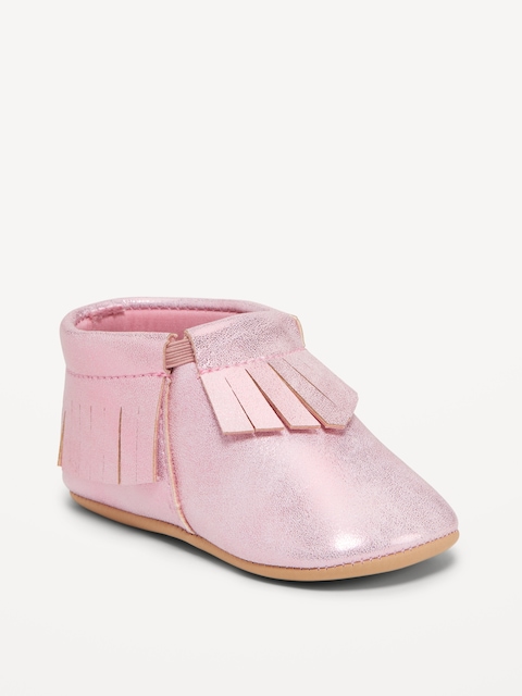Chaussons style mocassins en similicuir brillant pour Bébé
