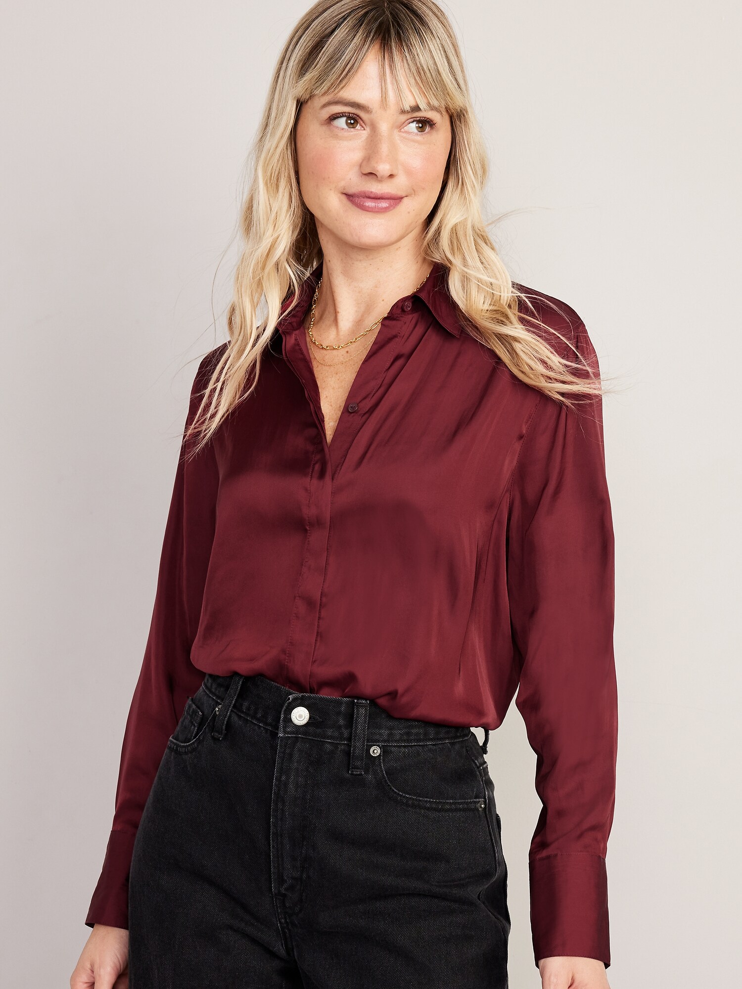 old navy burgundy shirt