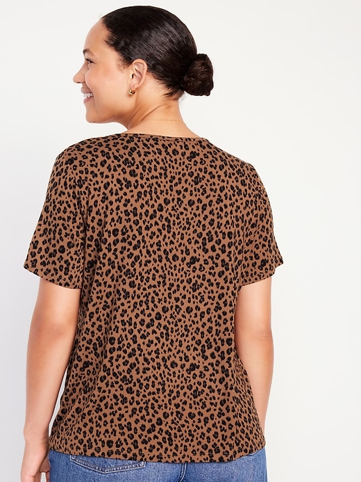 Image number 6 showing, Luxe V-Neck T-Shirt