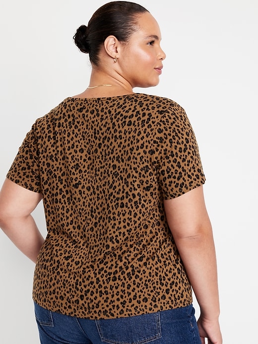 Image number 8 showing, Luxe V-Neck T-Shirt