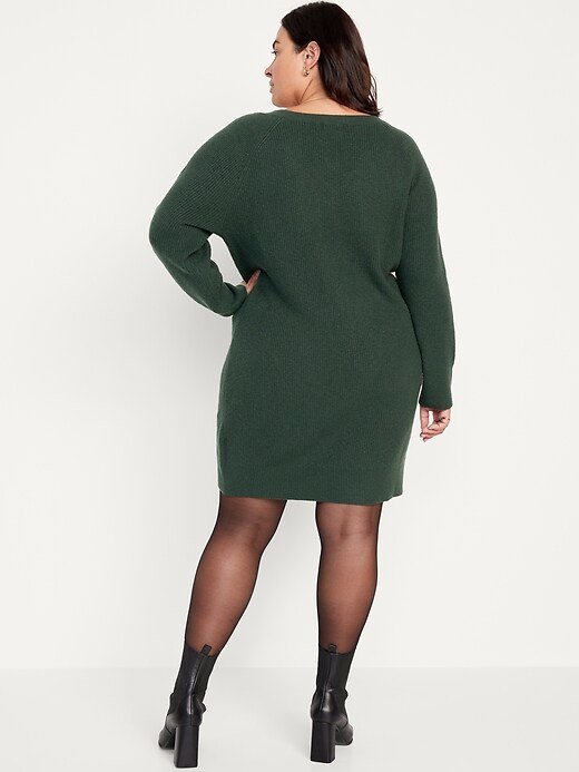 green emerald velvet dress Amazon.com: BesserBay Girls Winter Long Sleeve Sweater Dress Turtleneck  Cable Knitted Pullover Midi Dress Forest Green 14 Years: Clothing, Shoes &  Jewelry