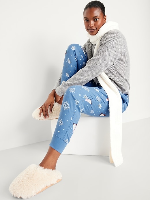 L'image numéro 3 présente Pantalon de pyjama de style jogging en flanelle assorti pour Femme