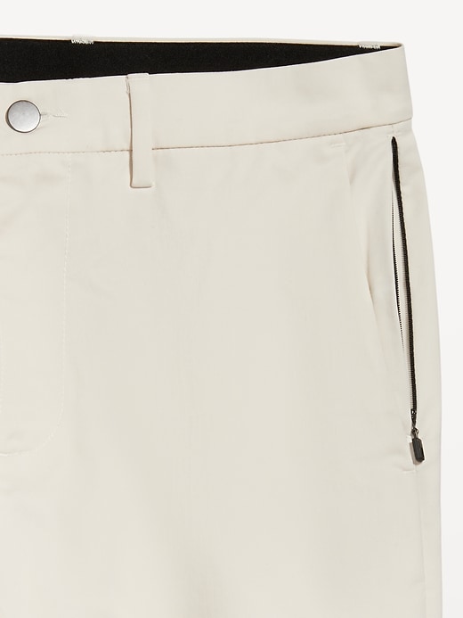 L'image numéro 5 présente Chino étroit Tech inégalé avec Extensibilité intégrée pour Homme