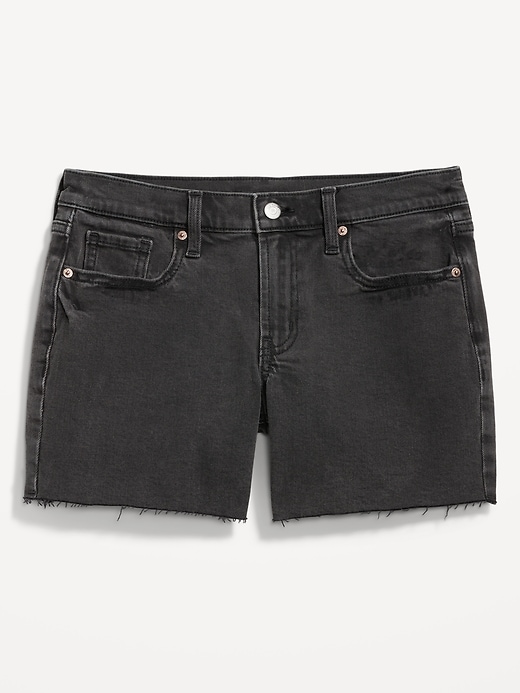 L'image numéro 4 présente Short Boyfriend en denim à taille mi-basse à ourlet effiloché pour Femme, entrejambe de 12,5 cm