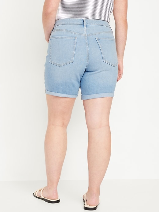 Image number 6 showing, High-Waisted Wow Jean Shorts -- 7-inch inseam