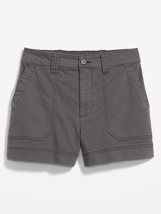 L'image numéro 4 présente Short Chino authentique à taille haute, entrejambe de 9 cm