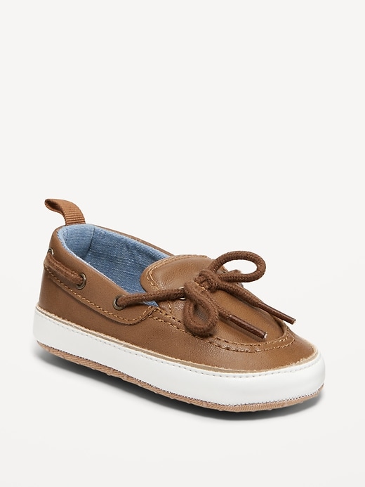 Voir une image plus grande du produit 1 de 4. Chaussures bateau en similicuir pour Bébé