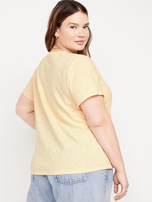 L'image numéro 8 présente T-shirt passe-partout imprimé en tricot flammé pour Femme