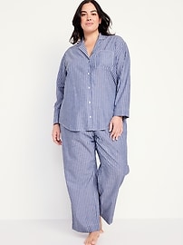 310+ Plus Size Women In Pajamas Stock Photos, Pictures & Royalty