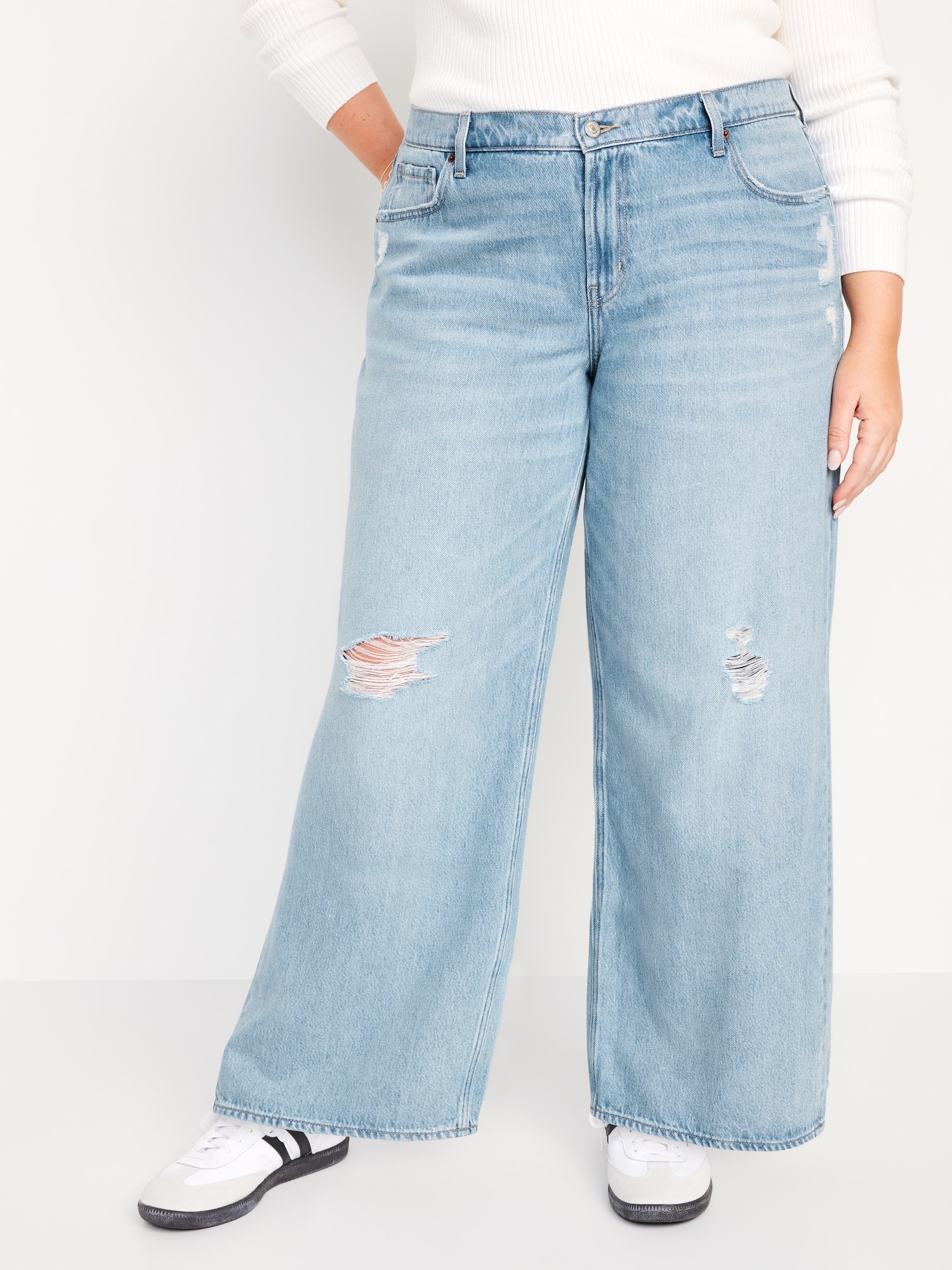Ny&C womens Blue lowrise wide leg crop jeans size 10 - beyond exchange