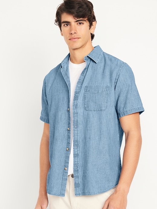 L'image numéro 1 présente Chemise passe-partout coupe classique pour Homme