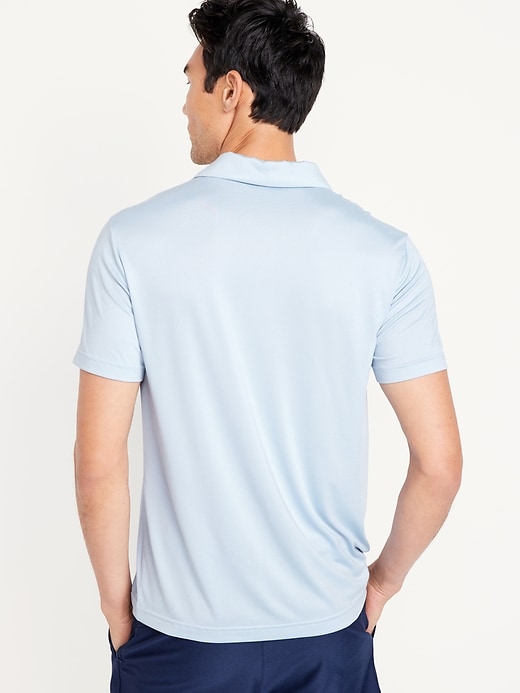 L'image numéro 2 présente Polo Doux nuage 94 pour Homme