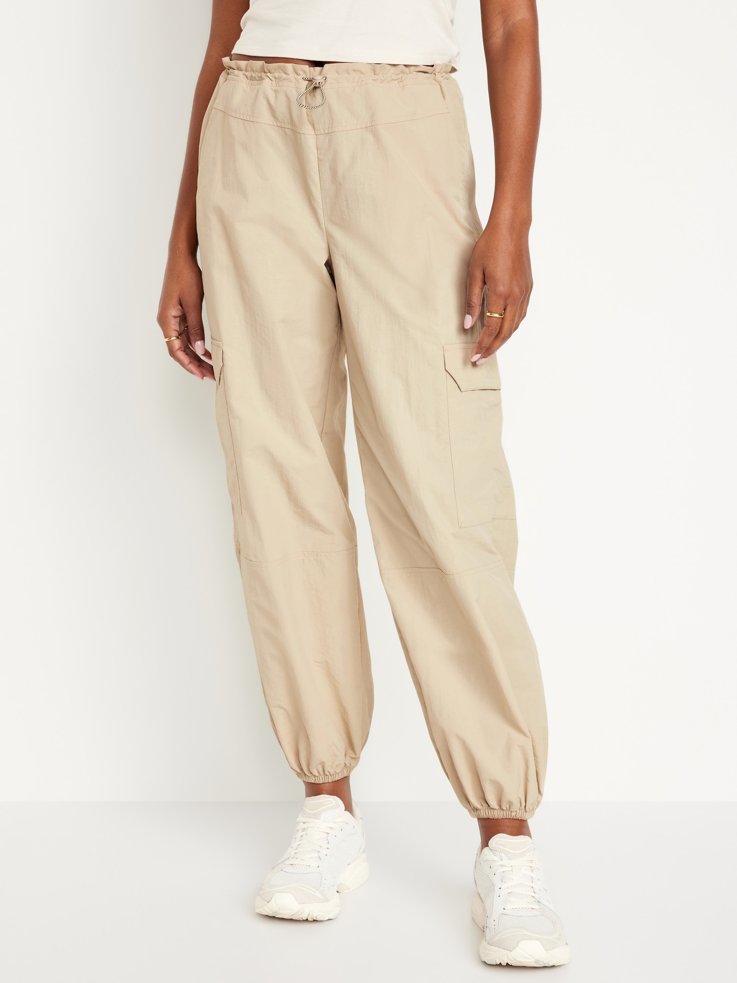 Mid-Rise Cargo Performance Pants - Beige