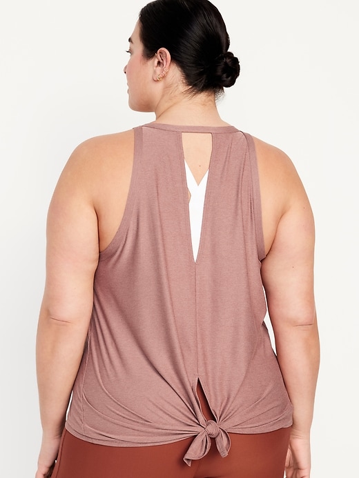 L'image numéro 8 présente Camisole Doux nuage 94 à nouer dans le dos pour Femme