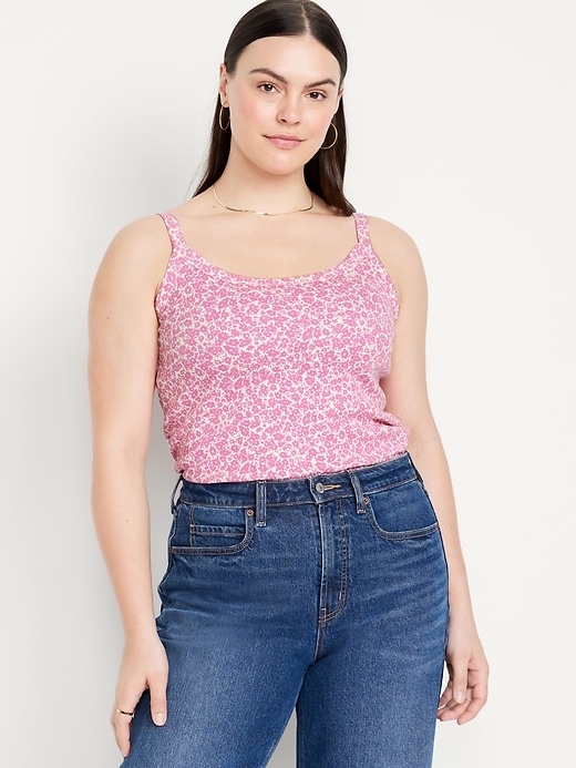 L'image numéro 5 présente Camisole ajustée en tricot côtelé pour Femme