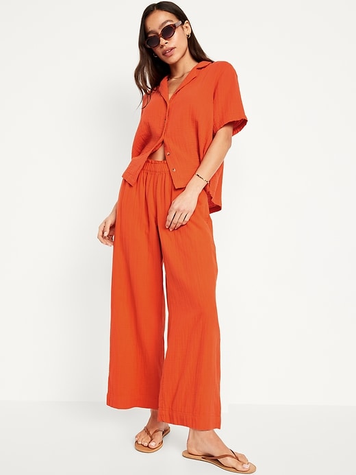 L'image numéro 3 présente Pantalon en gaze froissée à taille haute extensible longueur cheville