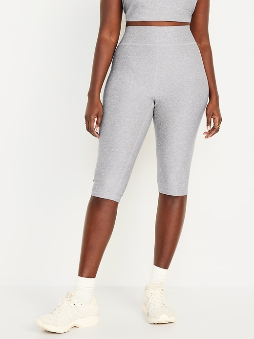 Image number 5 showing, Extra High-Waisted Cloud+ Crop Leggings
