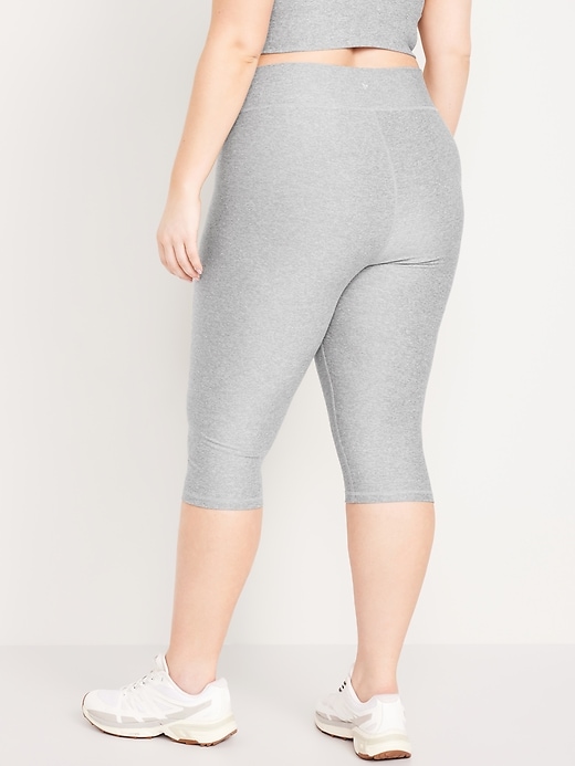 Image number 8 showing, Extra High-Waisted Cloud+ Crop Leggings