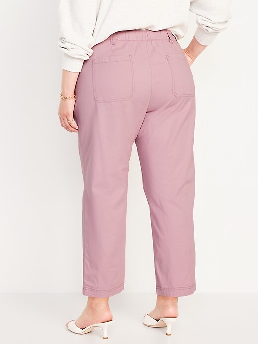 L'image numéro 8 présente Pantalon chino authentique à taille haute pour Femme