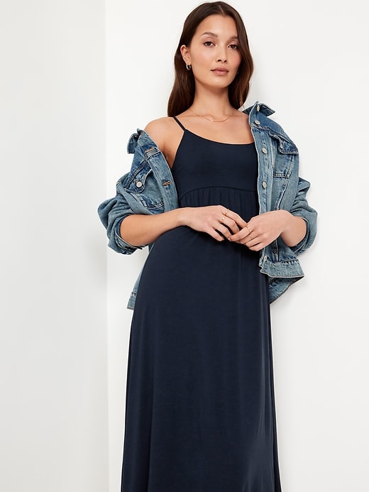 L'image numéro 3 présente Robe-camisole mi-longue ajustée et évasée pour Femme